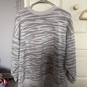 american eagle oversized fit sweatshirt